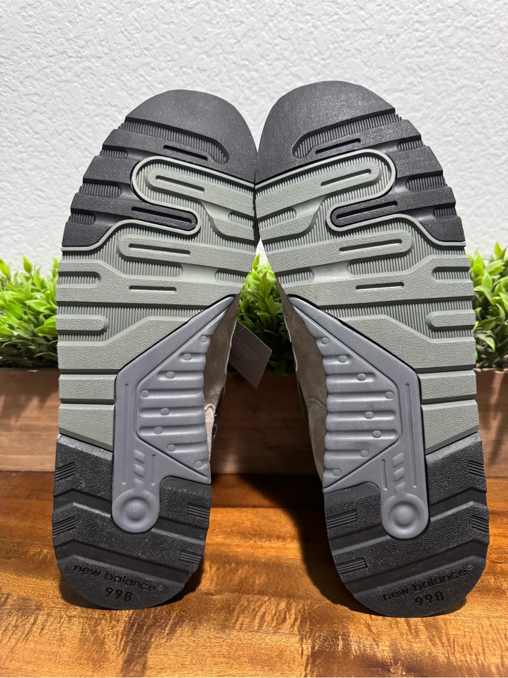 New Balance 998 Made In USA Gray Suede Casual Sneakers U998GR Men’s Size 13 D - Picture 8 of 10